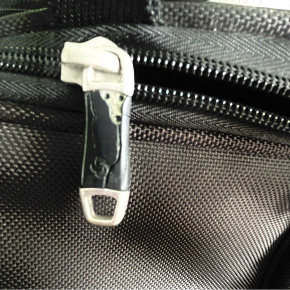 SAMSONITE Travel Duffle Bag/Weekender, Black. - Picture 16 of 16